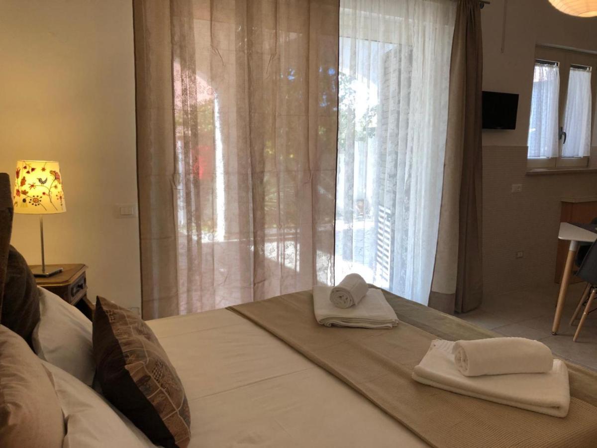 Odegos Mono & Trilo Bed & Breakfast Torre dell'Orso Eksteriør bilde