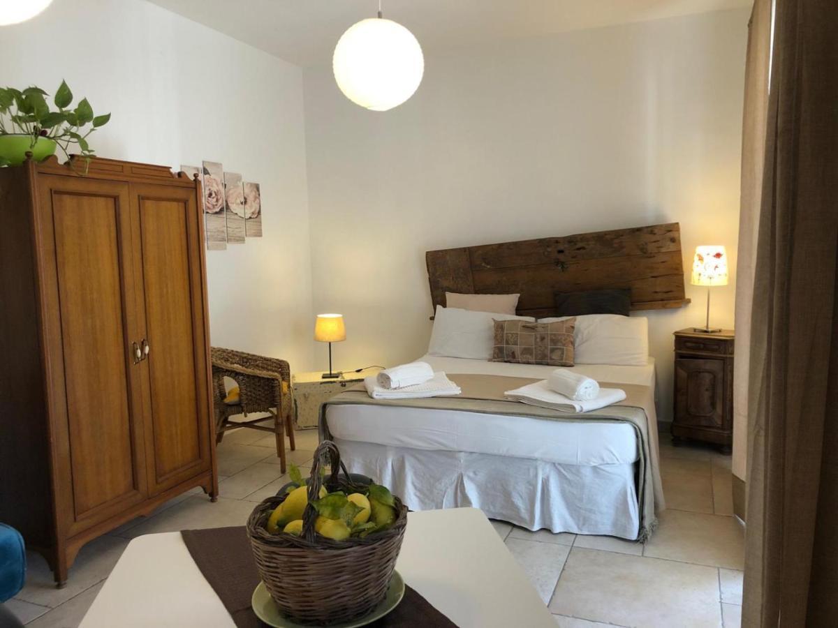 Odegos Mono & Trilo Bed & Breakfast Torre dell'Orso Eksteriør bilde