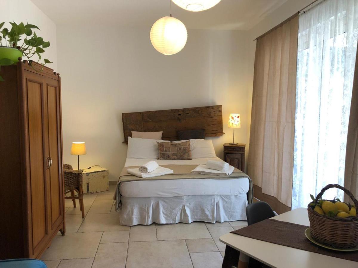 Odegos Mono & Trilo Bed & Breakfast Torre dell'Orso Eksteriør bilde