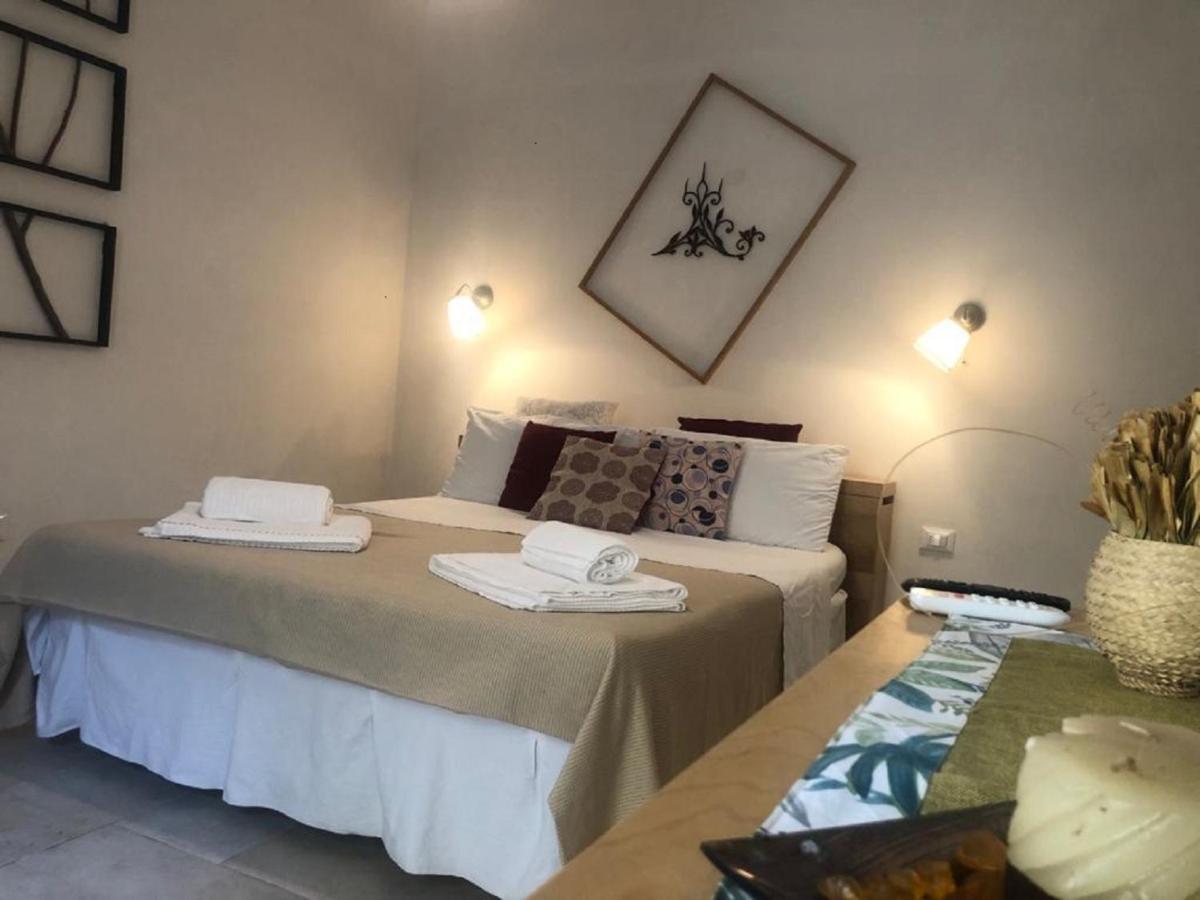 Odegos Mono & Trilo Bed & Breakfast Torre dell'Orso Eksteriør bilde