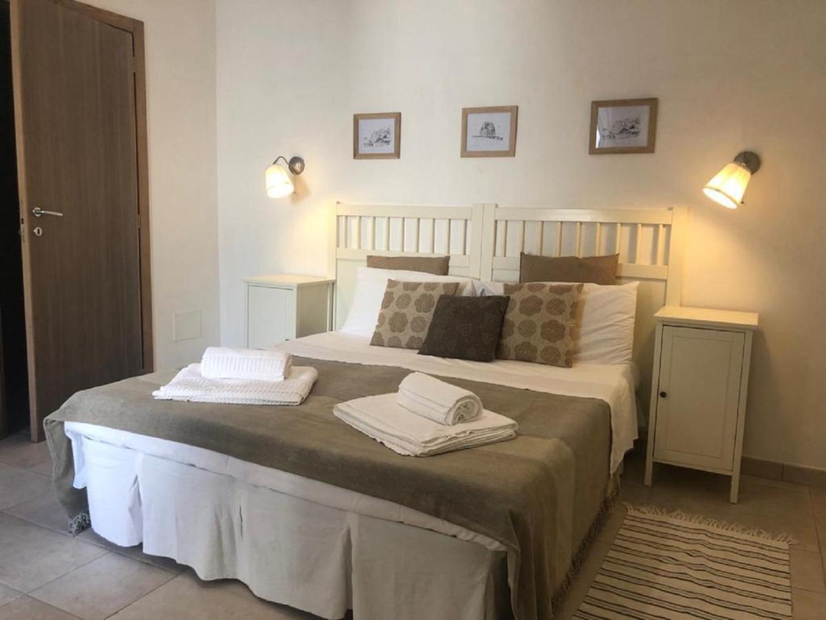 Odegos Mono & Trilo Bed & Breakfast Torre dell'Orso Eksteriør bilde