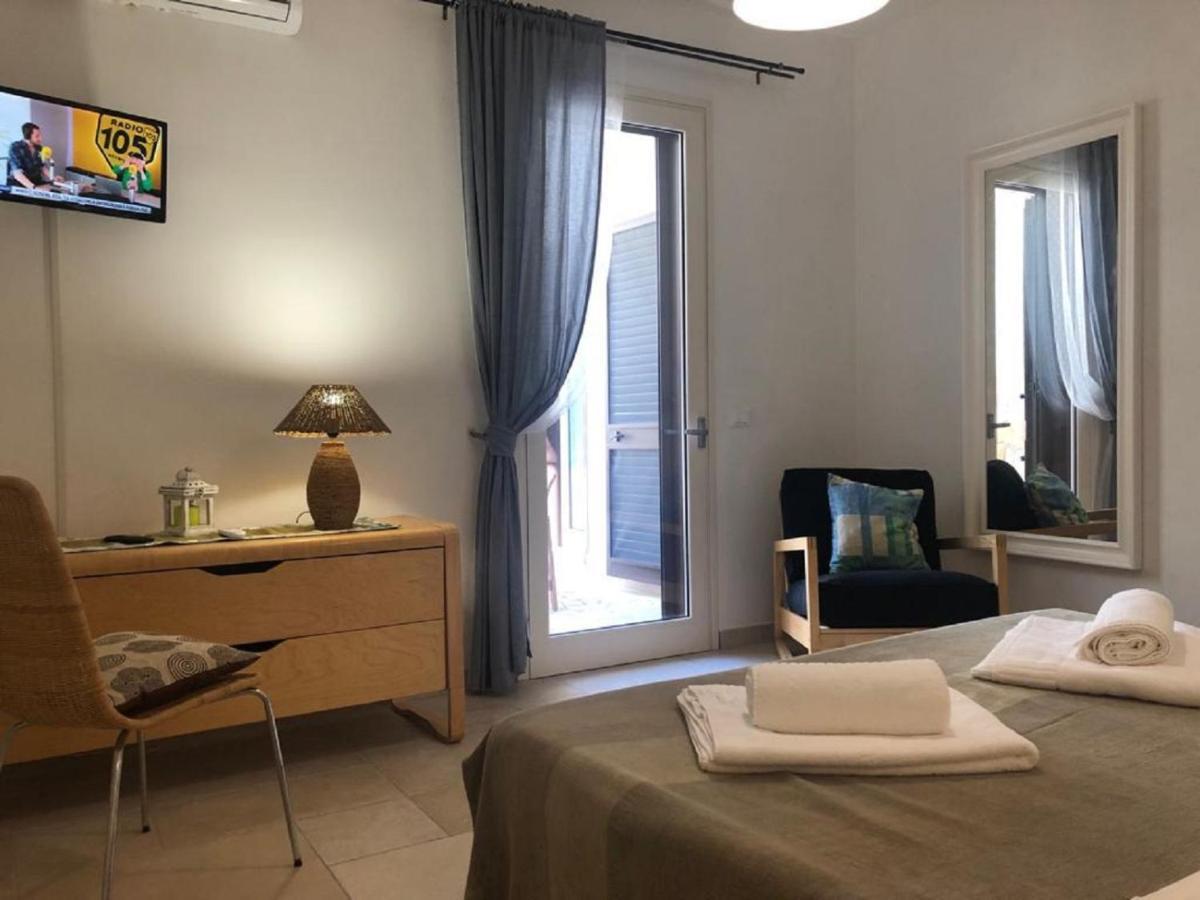 Odegos Mono & Trilo Bed & Breakfast Torre dell'Orso Eksteriør bilde